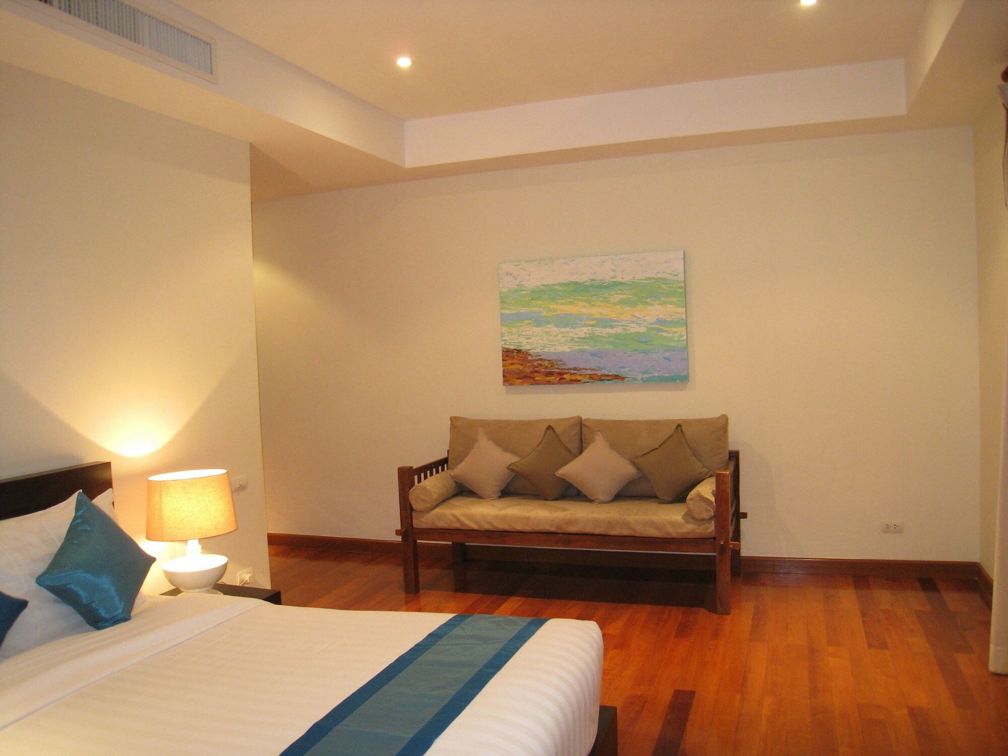 Baan Suksabai By Pips *